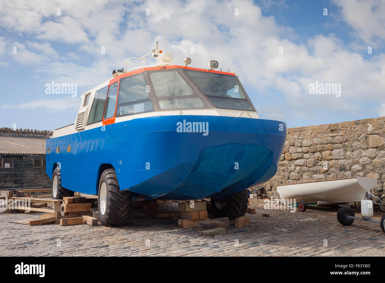 Le St Michael, un véhicule amphibie plaisance, St Michael's Mount, Cornwall UK Banque D'Images