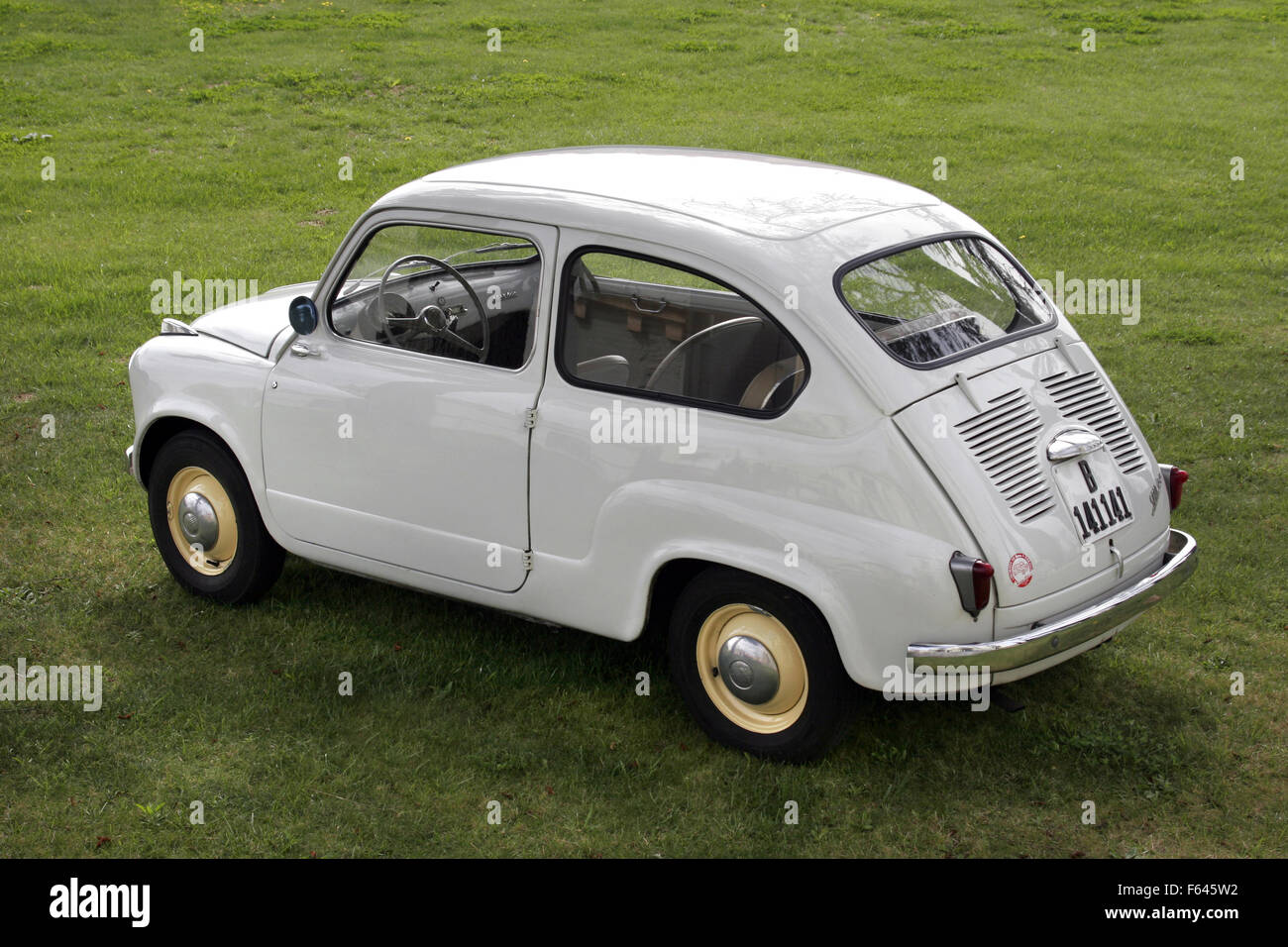 Modèle Réduit 1/43 SEAT 600 1957 Auto Escuela - IXO, Espagne - Occasion, Neuf En Boîte (boîte Rayée)