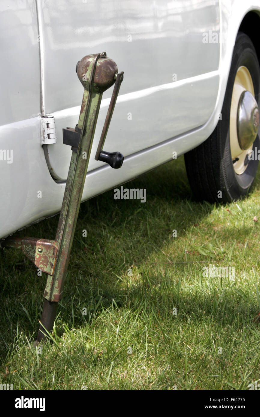 Vintage car jack Banque de photographies et d images haute