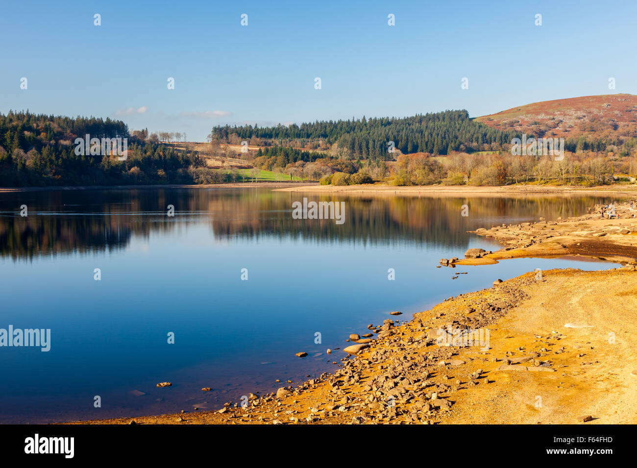 Réservoir Burrator sur Dartmoor National Park l'un des réservoirs d'approvisionnement en eau potable de la ville de plymouth Devon Englan Banque D'Images