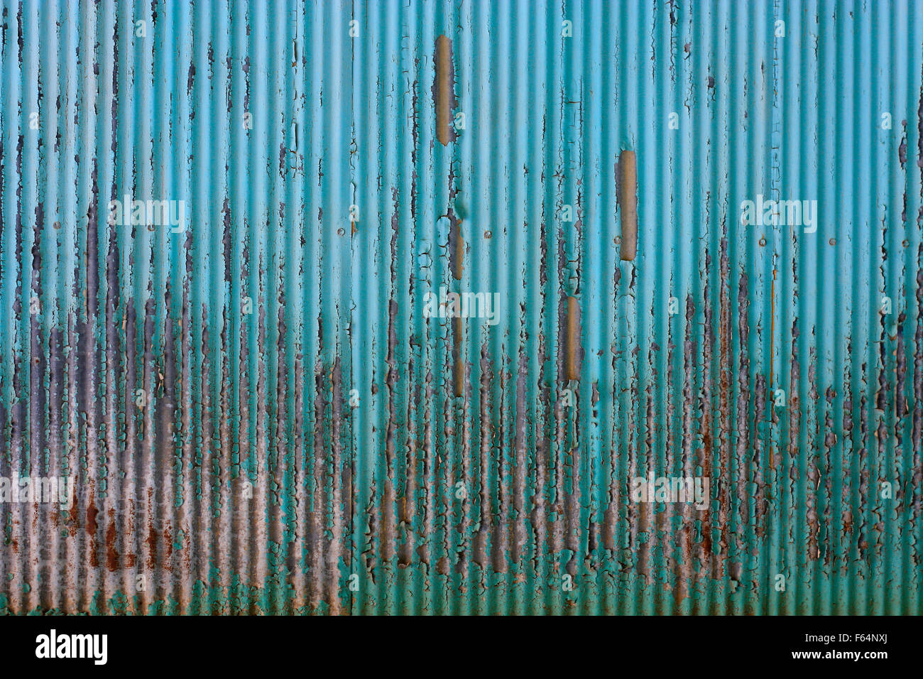 Ancien d'écaillage de la peinture sur une clôture de fer Banque D'Images