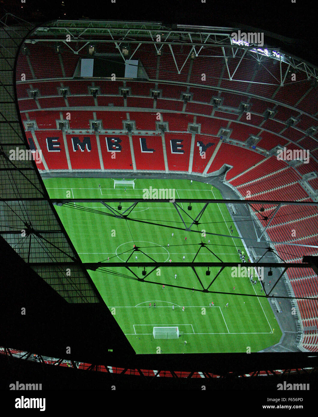 Le tout premier jeu de football au stade de Wembley, Londres, Grande-Bretagne 30.11.06. Banque D'Images