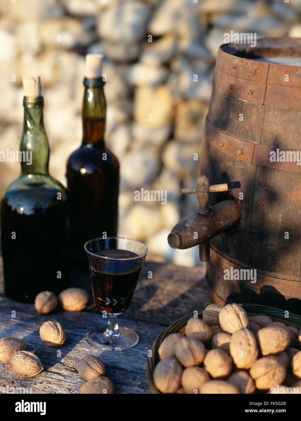 Vin de noix Banque D'Images