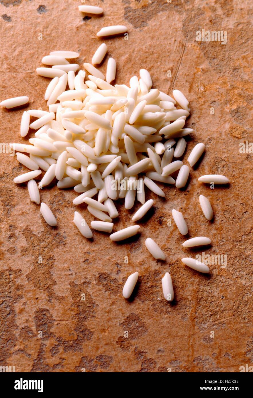 Le riz gluant blanc non cuit Banque D'Images