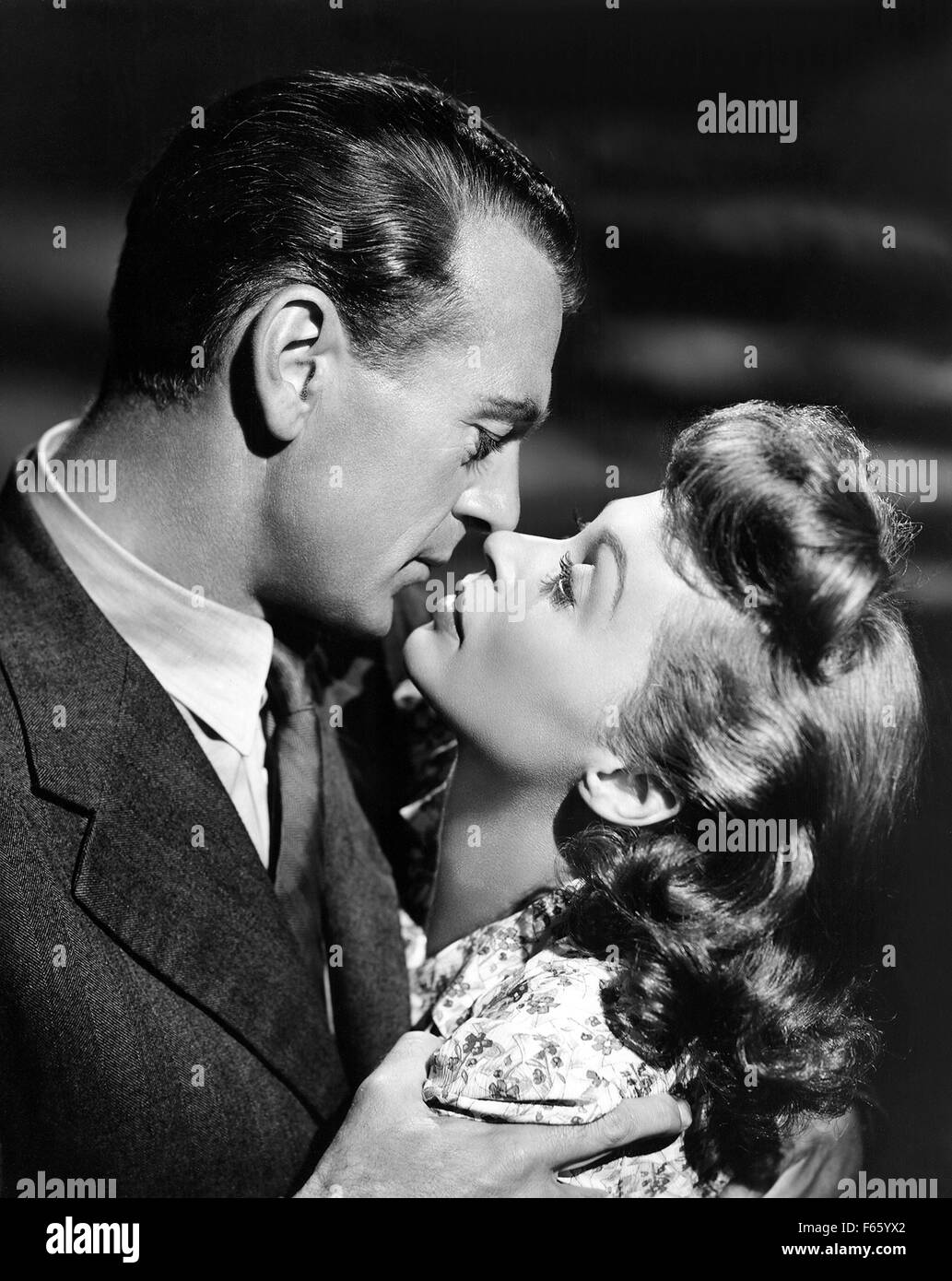 Cape et poignard Année : 1946 USA Réalisation : Fritz Lang Gary Cooper, Lilli Palmer Banque D'Images