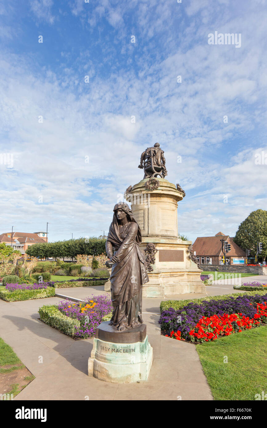 Le Shakespeare Memorial (1888) dans la région de Bancroft Gardens, Stratford-upon-Avon, Warwickshire, England, UK Banque D'Images