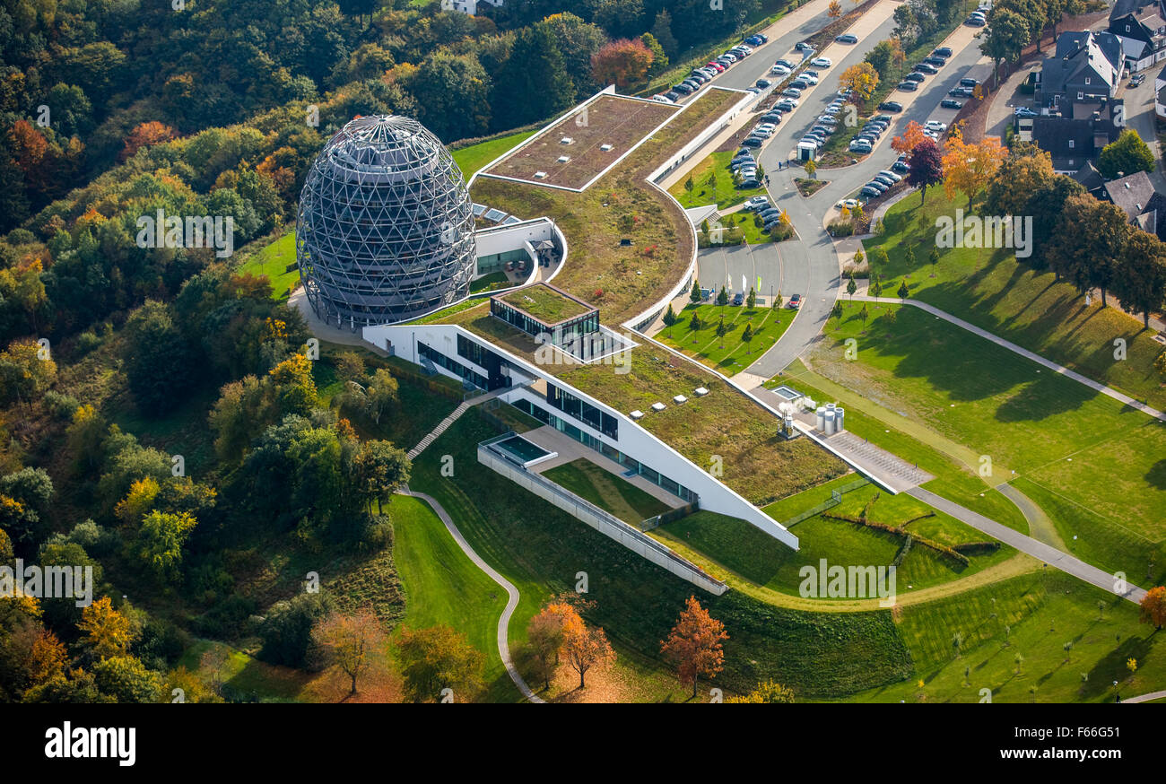 Oversum Vital Resort et informations touristiques, Hotel, Winterberg, Rhénanie-Palatinat, Hesse, Allemagne, Europe, vue aérienne Banque D'Images