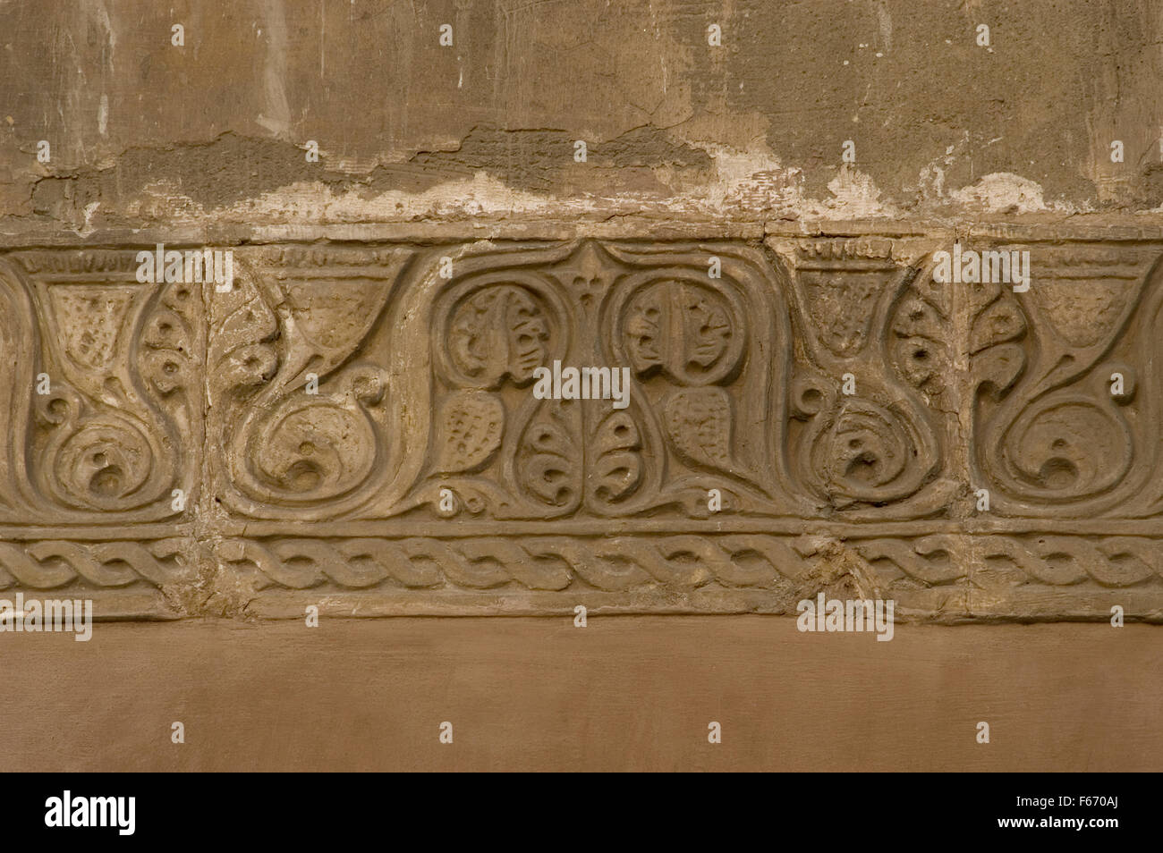 L'art islamique de la mosquée Ibn Tulun (876-879). Période abbasside. Portico. Détail. La décoration. Le Caire. L'Égypte. Banque D'Images