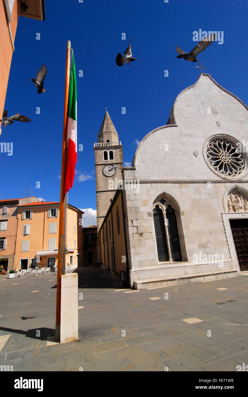 Muggia, place principale, Duomo, église, Italie Banque D'Images
