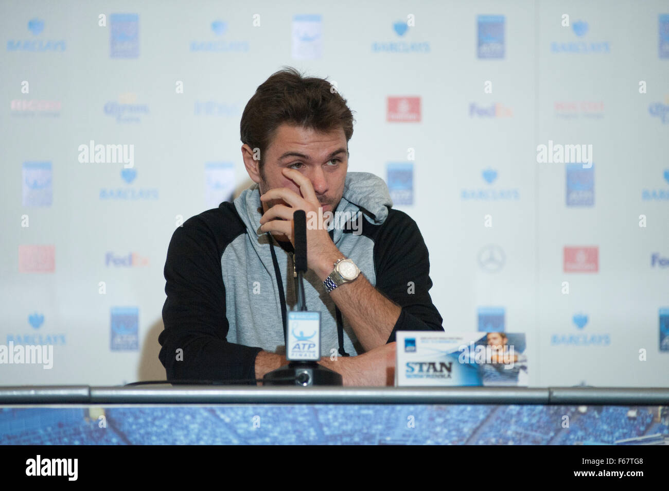 O2 Arena, London, UK. 15 novembre, 2015. Barclays ATP World Tour Finals 2015 tennis le dimanche 15 novembre avec Stanislas Wawrinka qui prennent part à la Journée des médias, à l'O2 le vendredi 13 novembre. Credit : sportsimages/Alamy Live News Banque D'Images