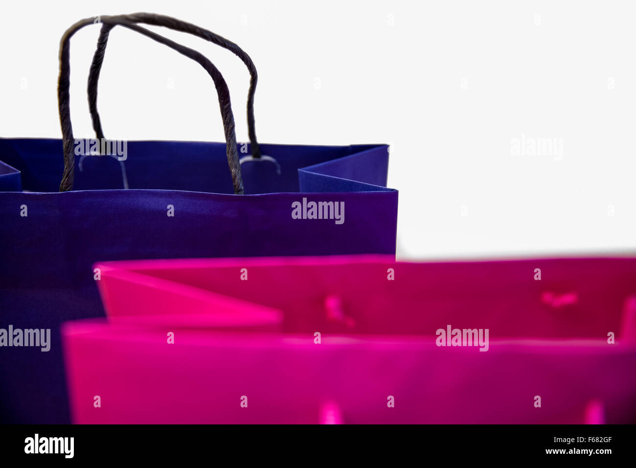 Shopping cadeaux sacs avec tags Banque D'Images