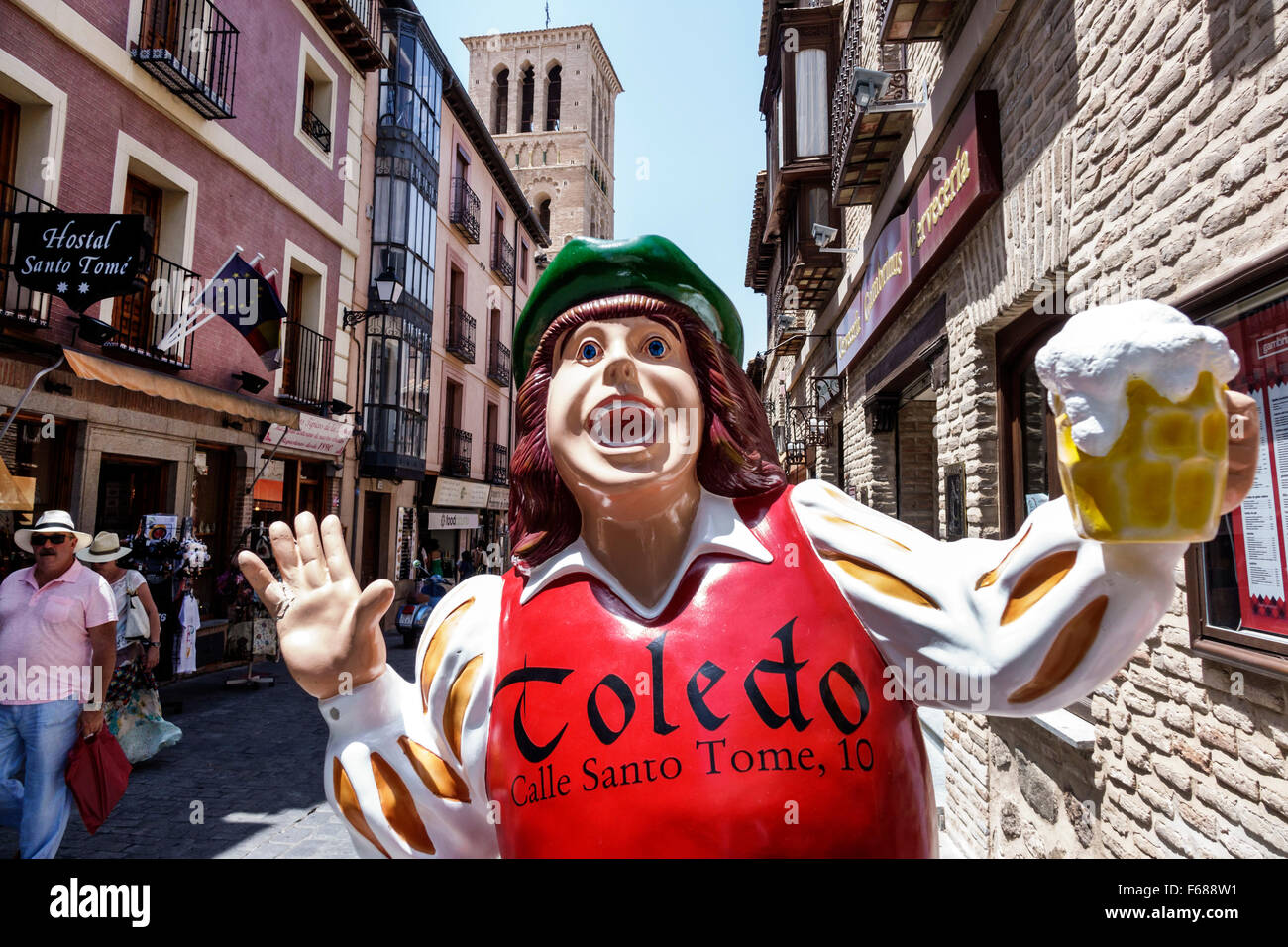 Toledo Espagne,Europe,Espagnol,hispanique hispanique Latin Latins Latino Latinos,Espagnol parlant,Calle Santo Tome,statue promotionnelle,annonce publicitaire Banque D'Images