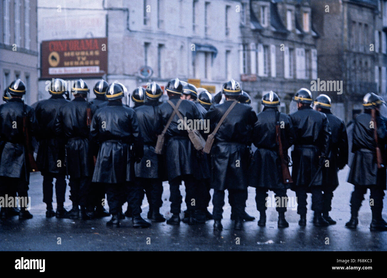 La police nationale, CRS, à Rennes, lors de manifestations
