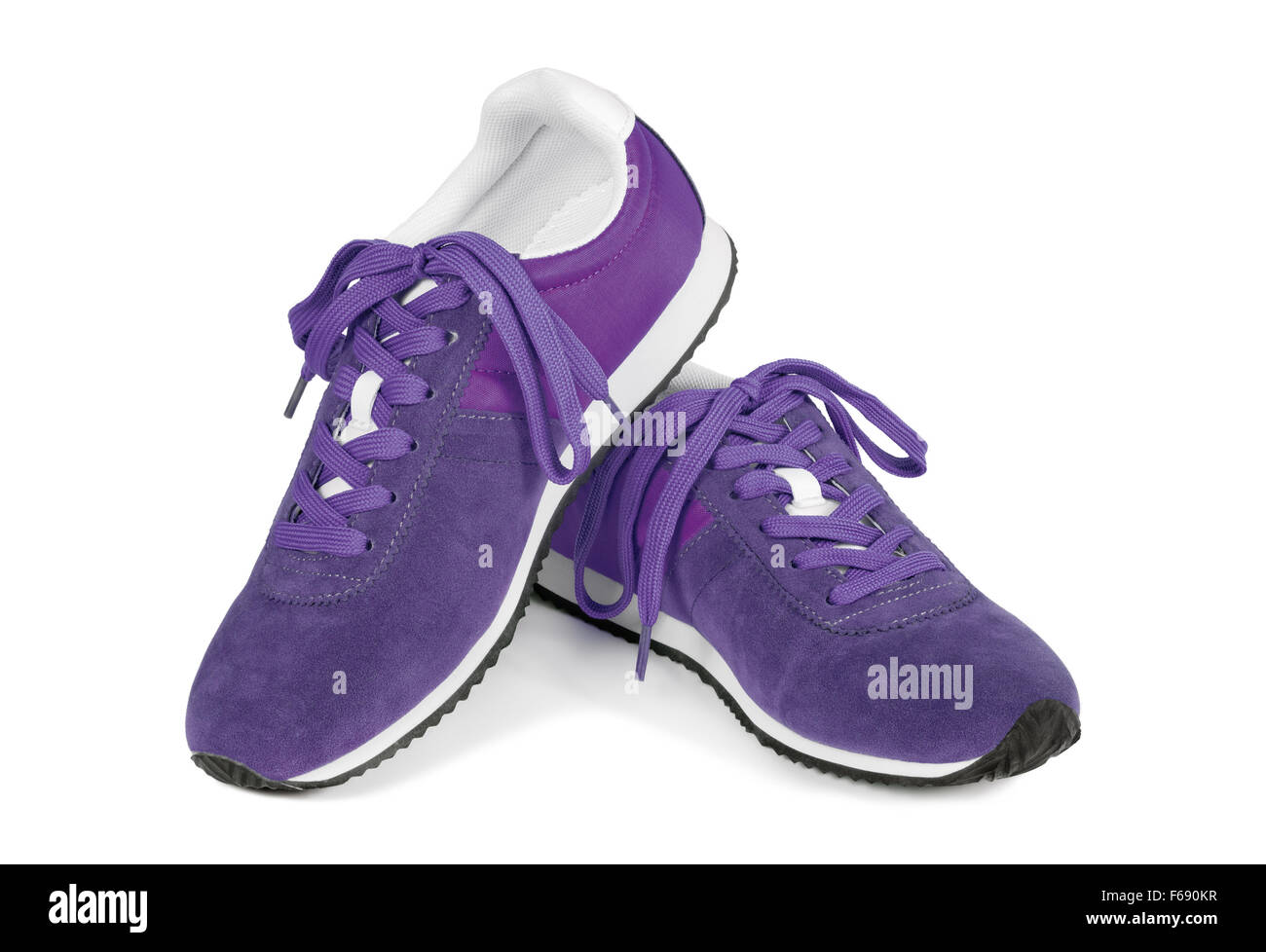 Chaussures violet isolé sur fond blanc. Style Casual chaussures de sport. Banque D'Images