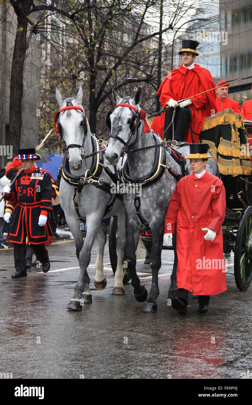 Cheval et sa voiture sur le Lord Maire de la ville de Londres Show 2015 Banque D'Images