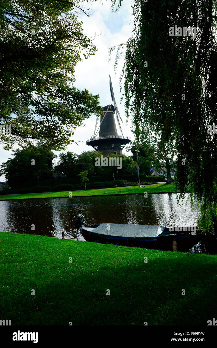 MOLEN DE VALK (le pèlerin) MOULIN LEIDEN Banque D'Images