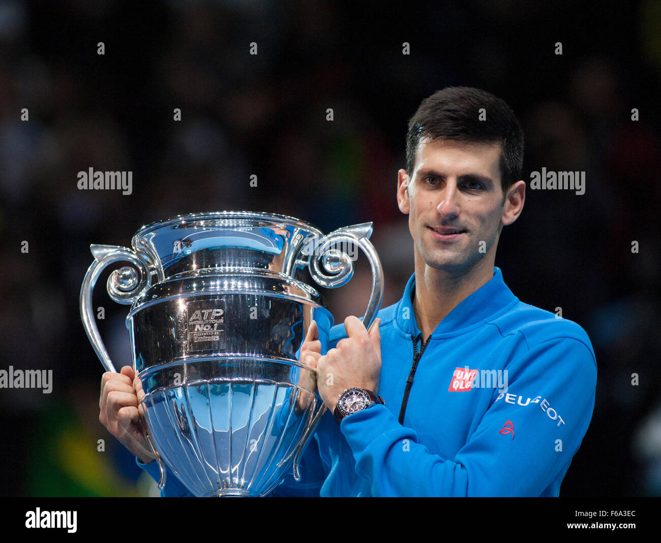 O2 Arena, London, UK. 15 Nov, 2015. Novak Djokovic a signé la fin de l'exercice no 1 Unis Classement ATP pour une quatrième fois. Credit : sportsimages/Alamy Live News Banque D'Images