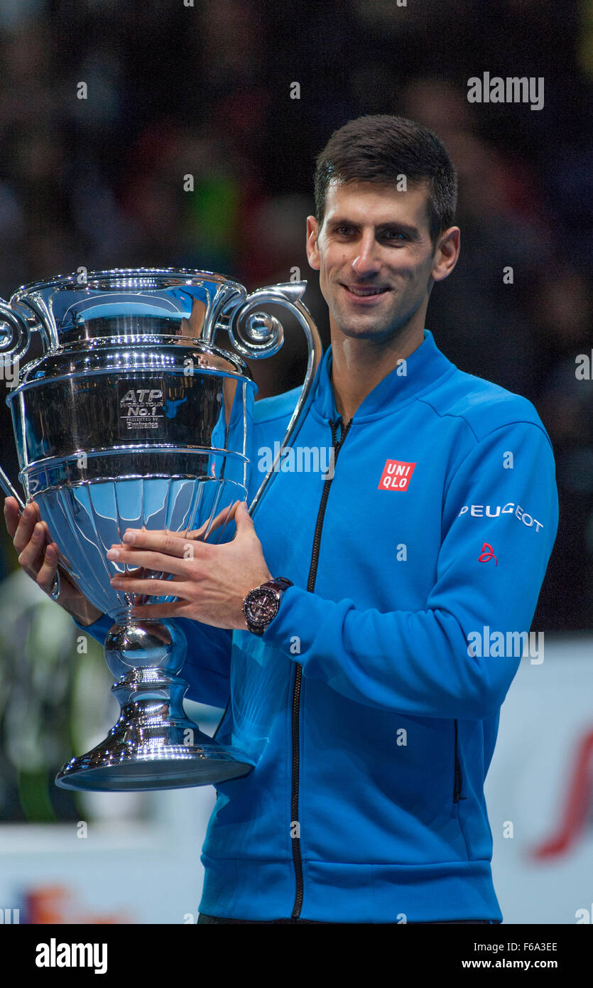 O2 Arena, London, UK. 15 Nov, 2015. Novak Djokovic a signé la fin de l'exercice no 1 Unis Classement ATP pour une quatrième fois. Credit : sportsimages/Alamy Live News Banque D'Images