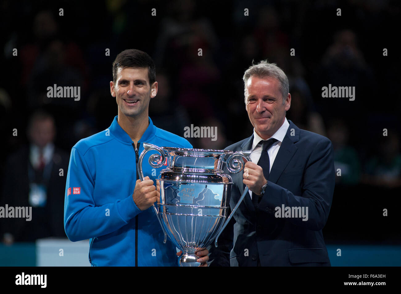 O2 Arena, London, UK. 15 Nov, 2015. Novak Djokovic a signé la fin de l'exercice no 1 Unis Classement ATP pour une quatrième fois. Credit : sportsimages/Alamy Live News Banque D'Images
