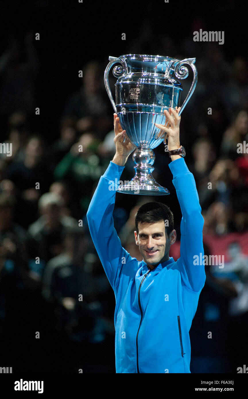 O2 Arena, London, UK. 15 Nov, 2015. Novak Djokovic a signé la fin de l'exercice no 1 Unis Classement ATP pour une quatrième fois. Credit : sportsimages/Alamy Live News Banque D'Images