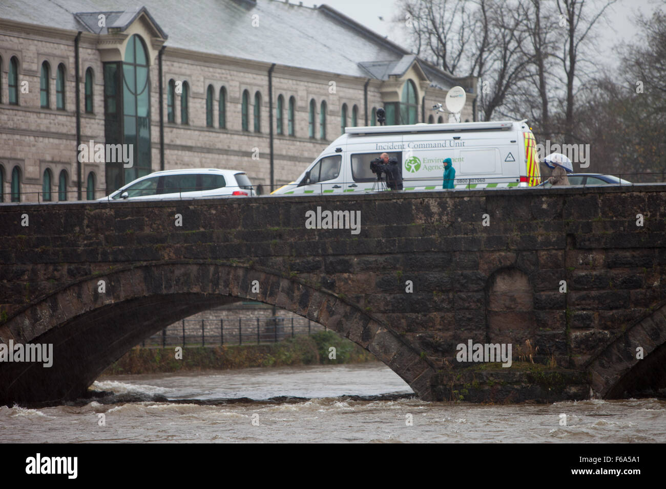 Un incident de l'unité de commande de l'Agence de l'environnement sensibilisation Surveillance des niveaux d'eau sur la rivière Kent à Kendal Banque D'Images