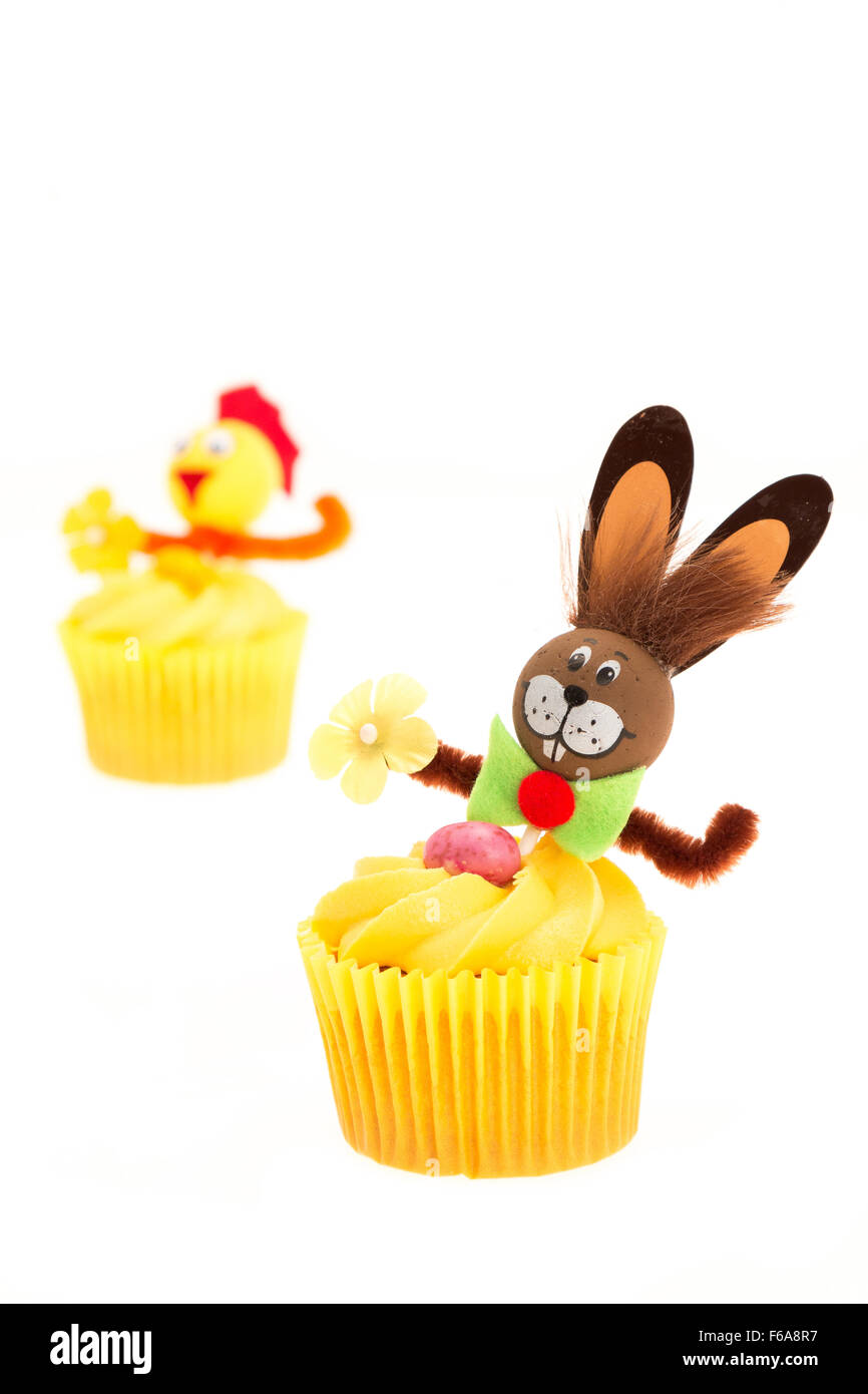 Easter cup cakes - studio photo avec un fond blanc Banque D'Images