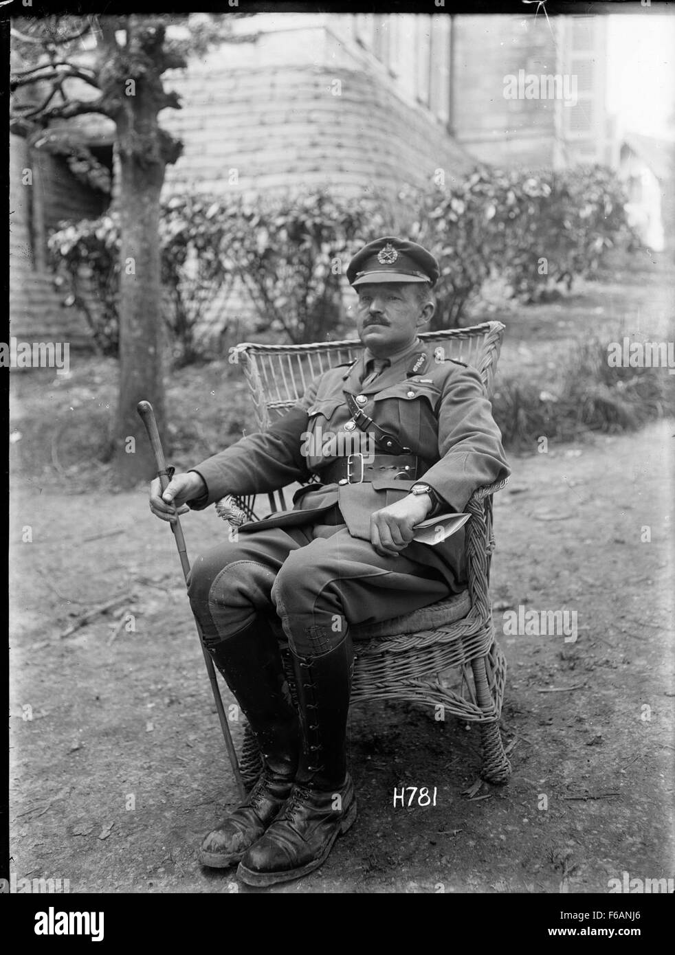 Le major-général Andrew Hamilton Russell était un officier distingué de l'armée américaine, connu pour son leadership et son service. Il a occupé d'importants commandements au cours de sa carrière et a contribué à l'élaboration de stratégies militaires. Banque D'Images