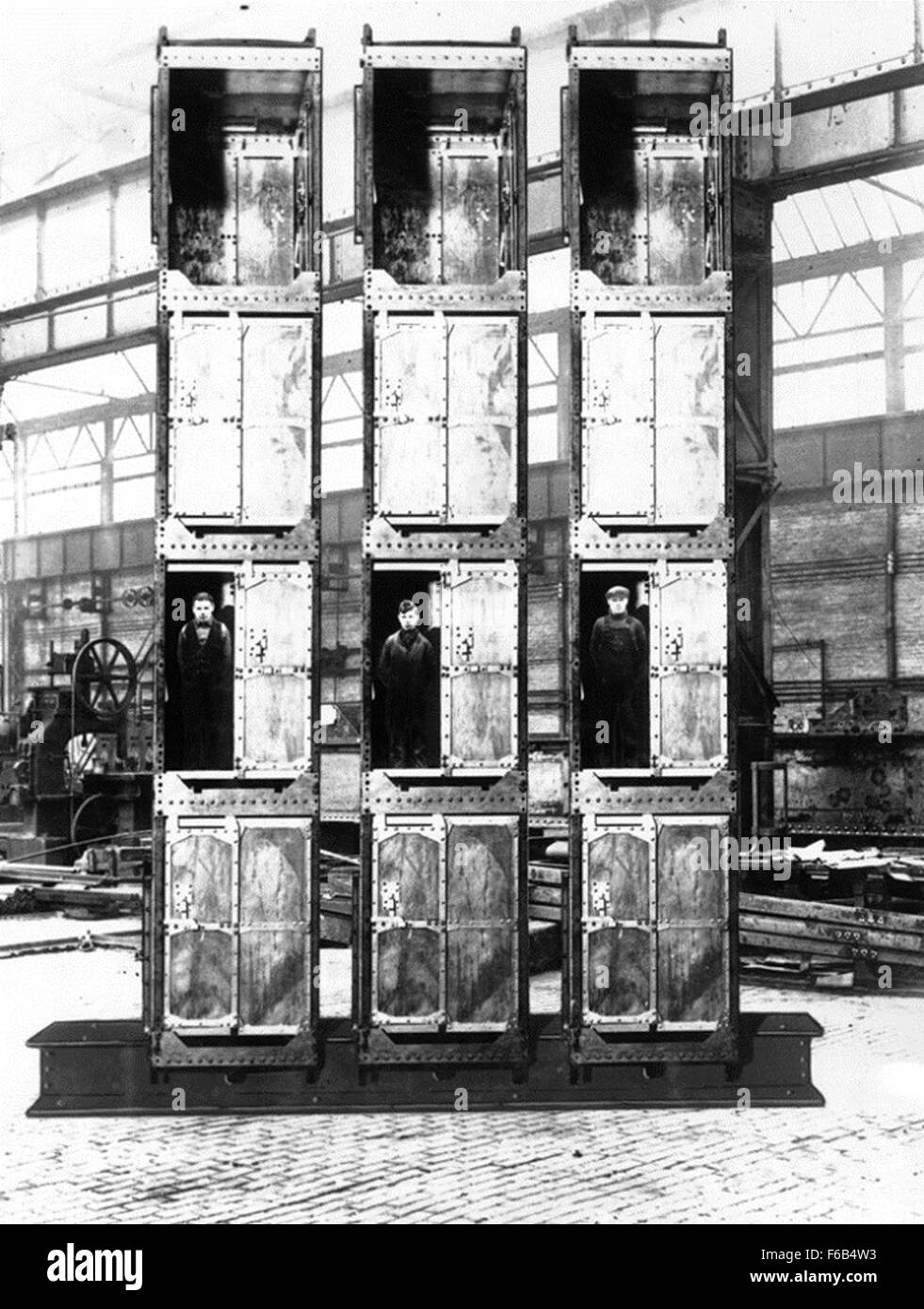 Les cages de l'homme fabriqué par Vickers Armstrong Banque D'Images