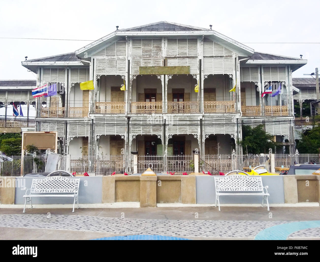 Bâtiment en bois ancien hôtel de ville de Nonthaburi, Thaïlande Banque D'Images