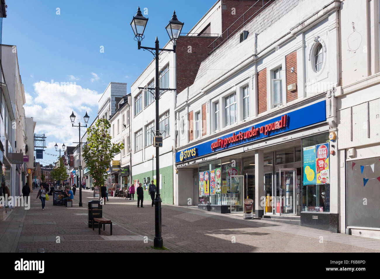 Zone piétonne, rue Union, Aldershot, Hampshire, England, United Kingdom Banque D'Images