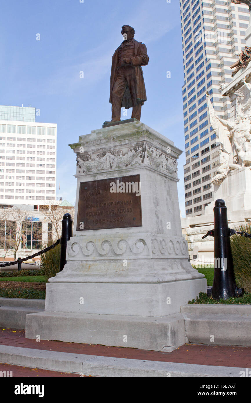 Statue de James Whitcomb, gouverneur de l'Indiana au cours de la période de la guerre du Mexique, soldats et marins' monument, Indianapolis, Indiana Banque D'Images