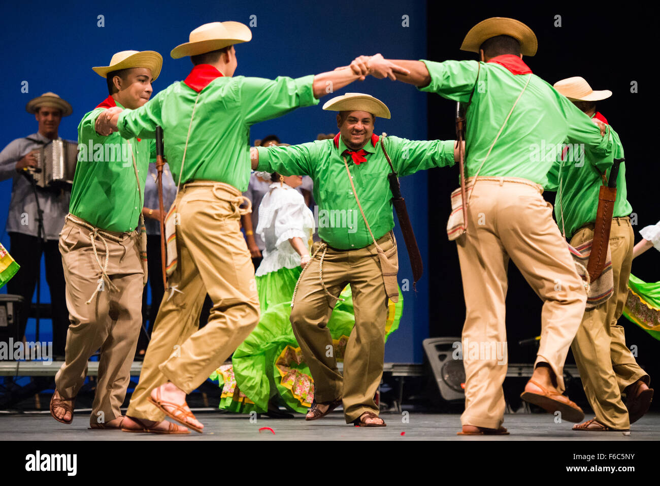 Agrupacion de Folklore Panama Ciudad de Panama, Panama, l'exécution au 27e Festival de Folklore CIOFF international Folkart Banque D'Images