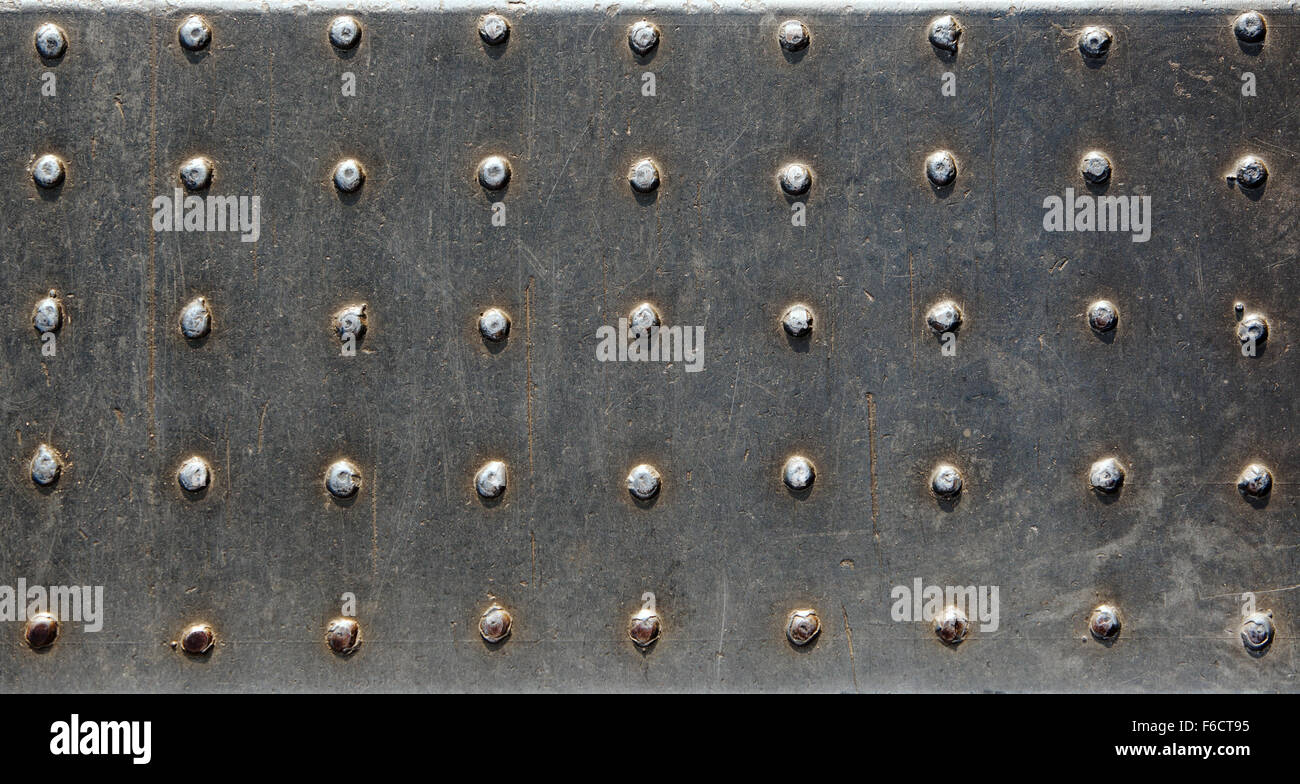 Old metal texture avec rivets Photo Stock - Alamy