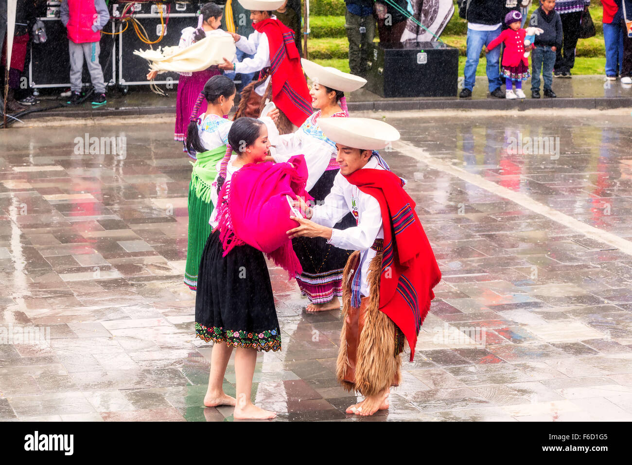 Ingapirca, Equateur - 20 juin 2015 : Inti Raymi, fête du Soleil ou la Résurrection du Soleil Banque D'Images