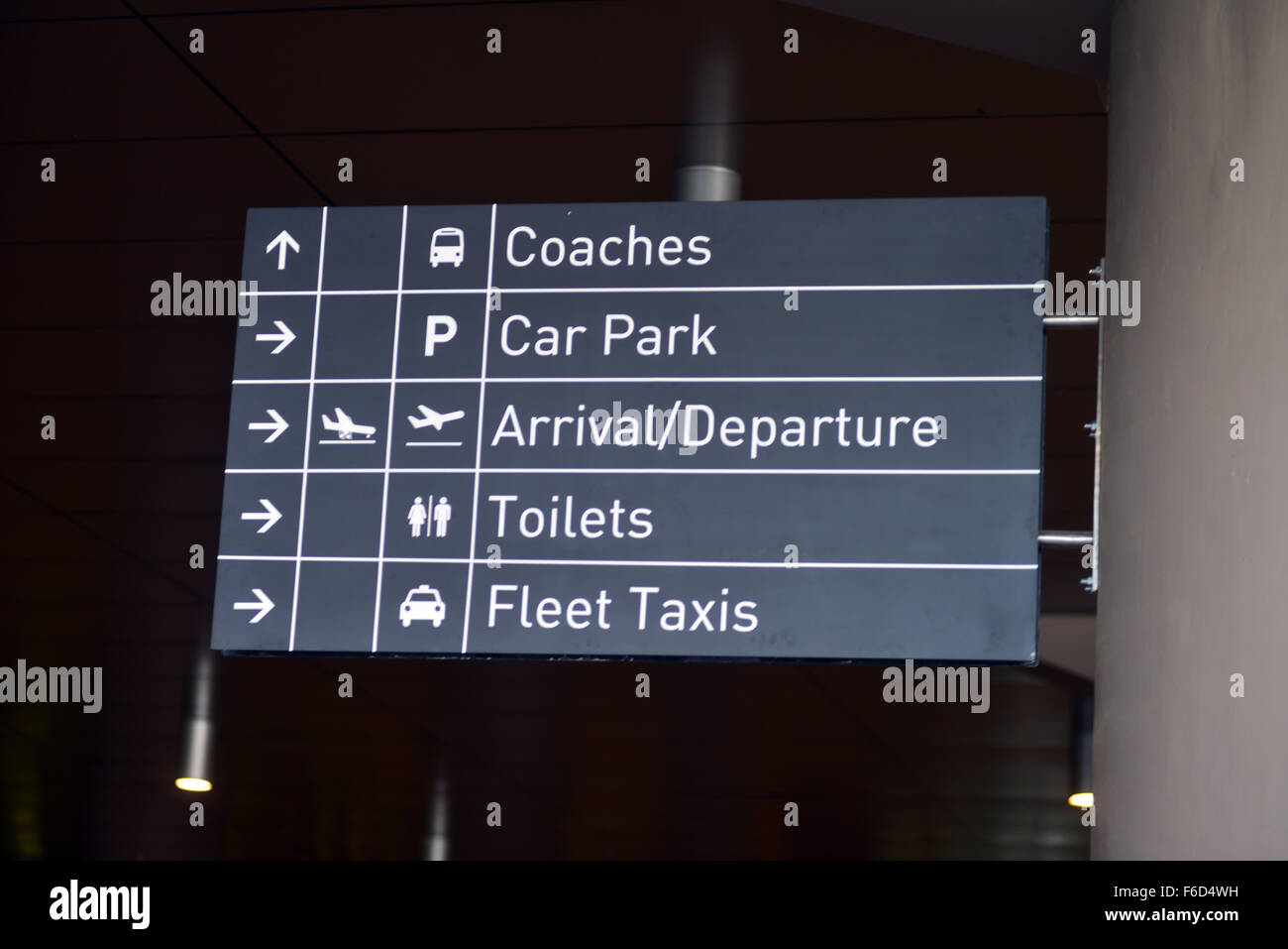 L'aéroport de la borne 2 de l'indicateur, Mumbai, Maharashtra, Inde, Asie Banque D'Images