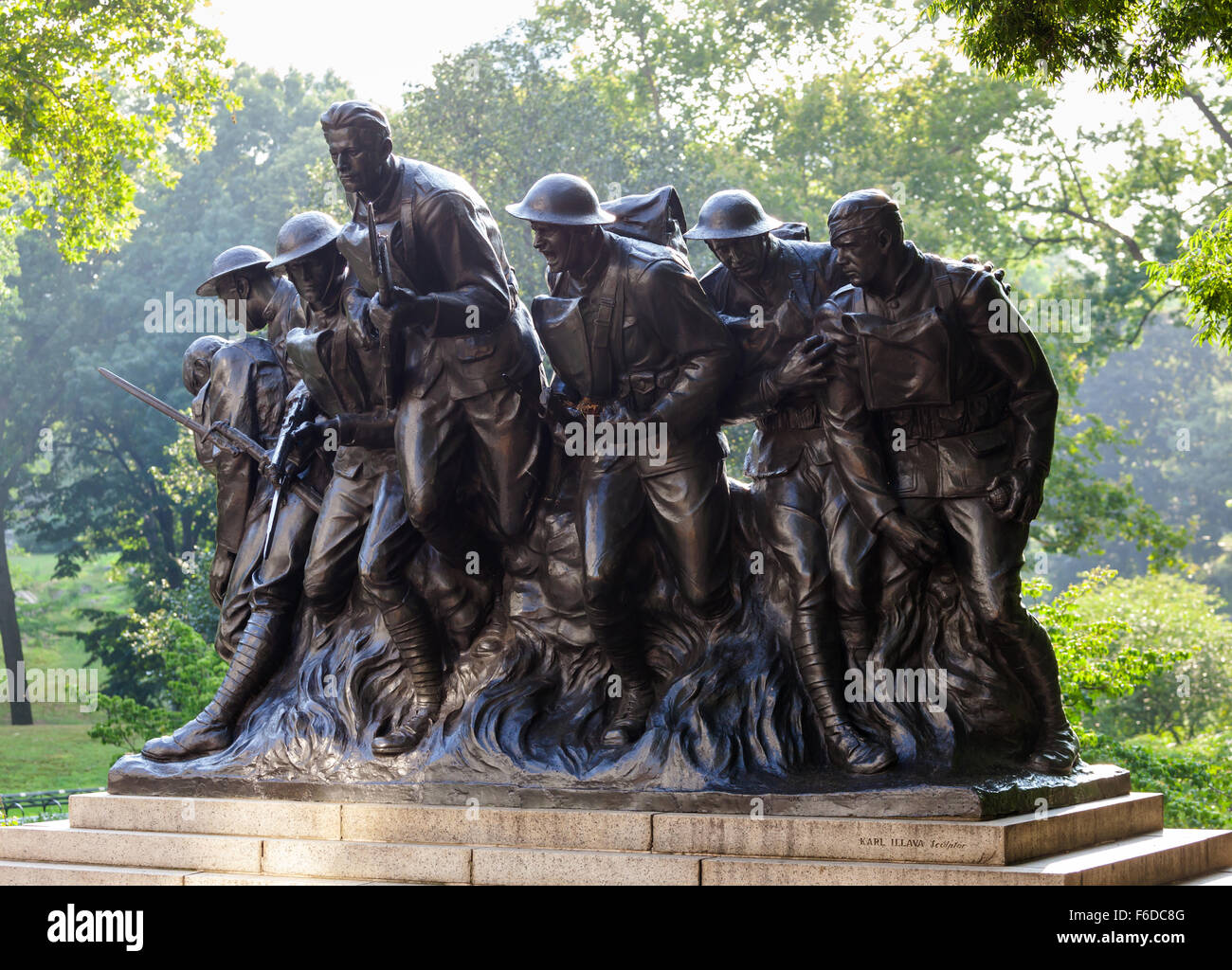 Statue en bronze créé par Karl Illava en 1927. Elle célèbre les actes de la 7e Régiment d'infanterie de New York dans la première Worl Banque D'Images