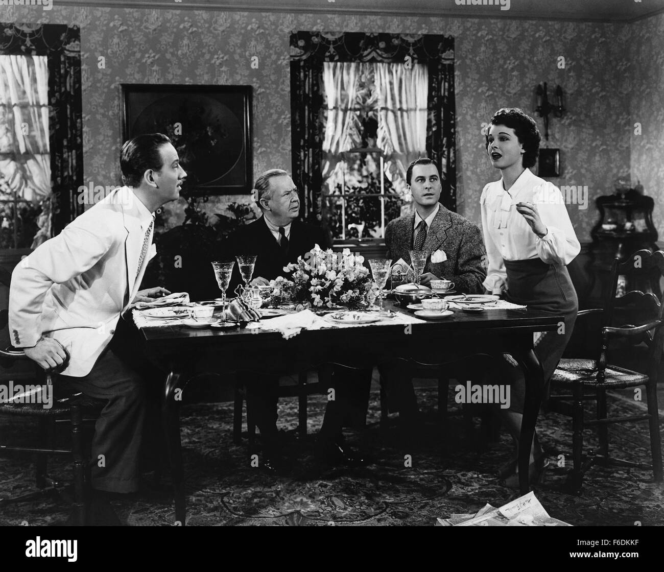 Publié : Août 4, 1941 - Film Original Photo : notre femme. Sur la photo : MELVYN DOUGLAS. Banque D'Images