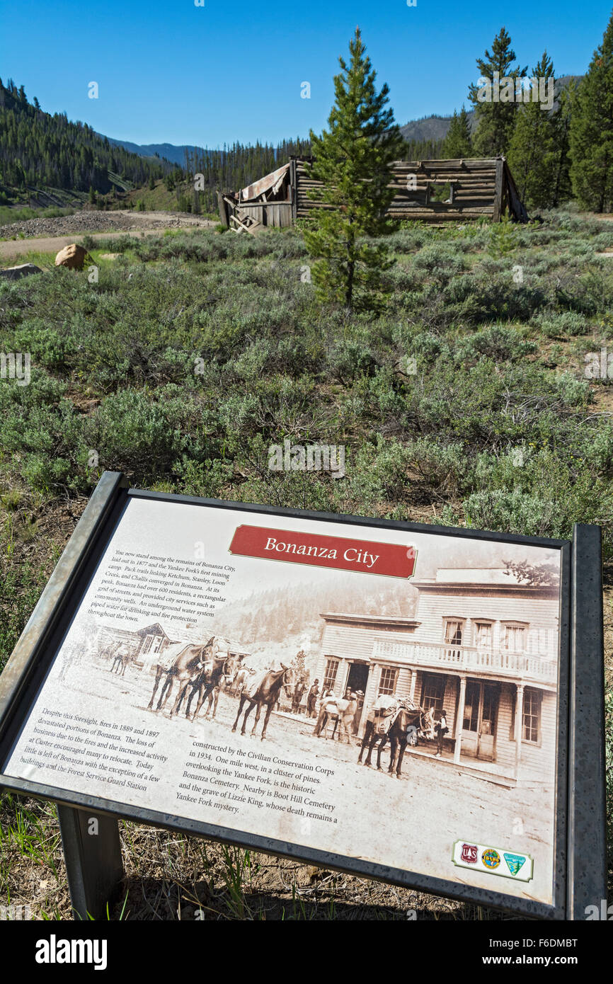 New York, Custer Comté Bonanza, ville fantôme, signe de l'information Banque D'Images