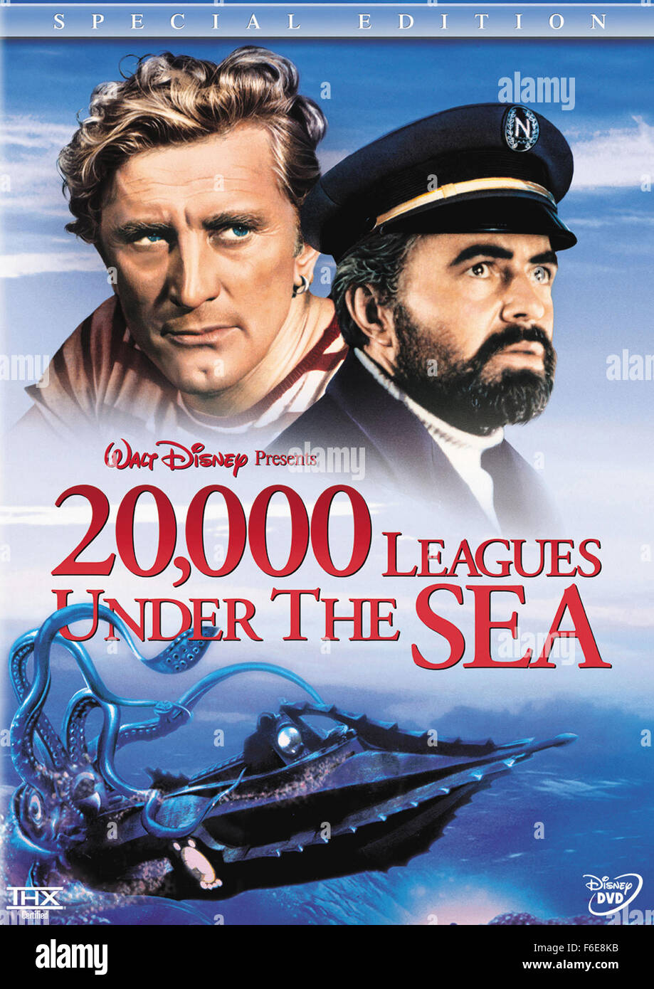 Sep 12, 1954 ; Los Angeles, CA, USA ; l'Art couverture de '20000 lieues sous la mer". Réalisé par Richard Fleisher. Crédit obligatoire : Photo par Buena Vista Pictures. (C) Copyright 1954 par courtoisie de Buena Vista Pictures Banque D'Images