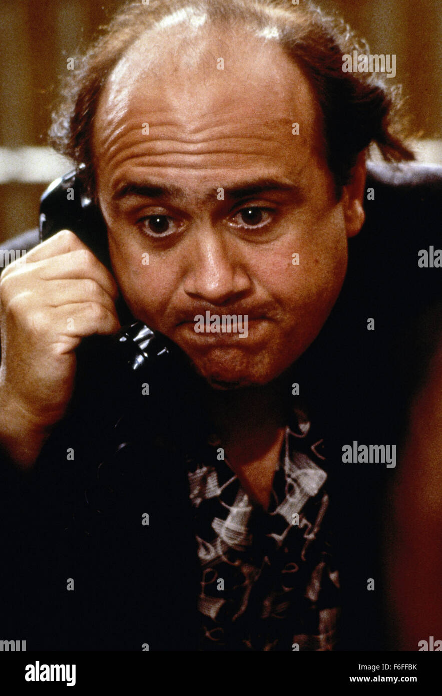 Dec 08, 1988 ; Hollywood, CA, USA ; DANNY DEVITO comme Vincent Benoît dans la comédie ''jumeaux'' réalisé par Ivan Reitman. Banque D'Images