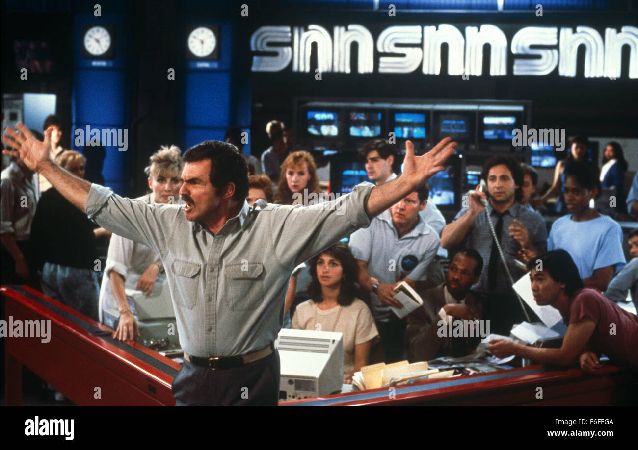 Avr 04, 1988 ; Hollywood, CA, USA ; Burt Reynolds stars comme John L. Sullivan IV dans la comédie 'Switching Satellite' réalisé par Ted Kotcheff. Banque D'Images