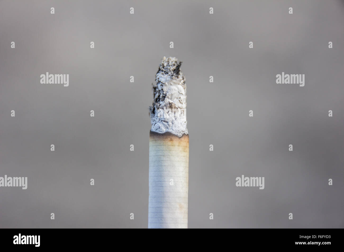 fumée de cigarette Banque D'Images