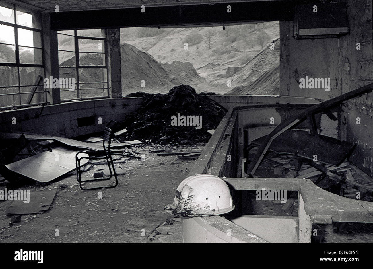 La mine abandonnée, dans le sud du Pays de Galles. Hafodrynys a été une mine qui était un éléphant blanc. La mine a fermé en 1966. Banque D'Images