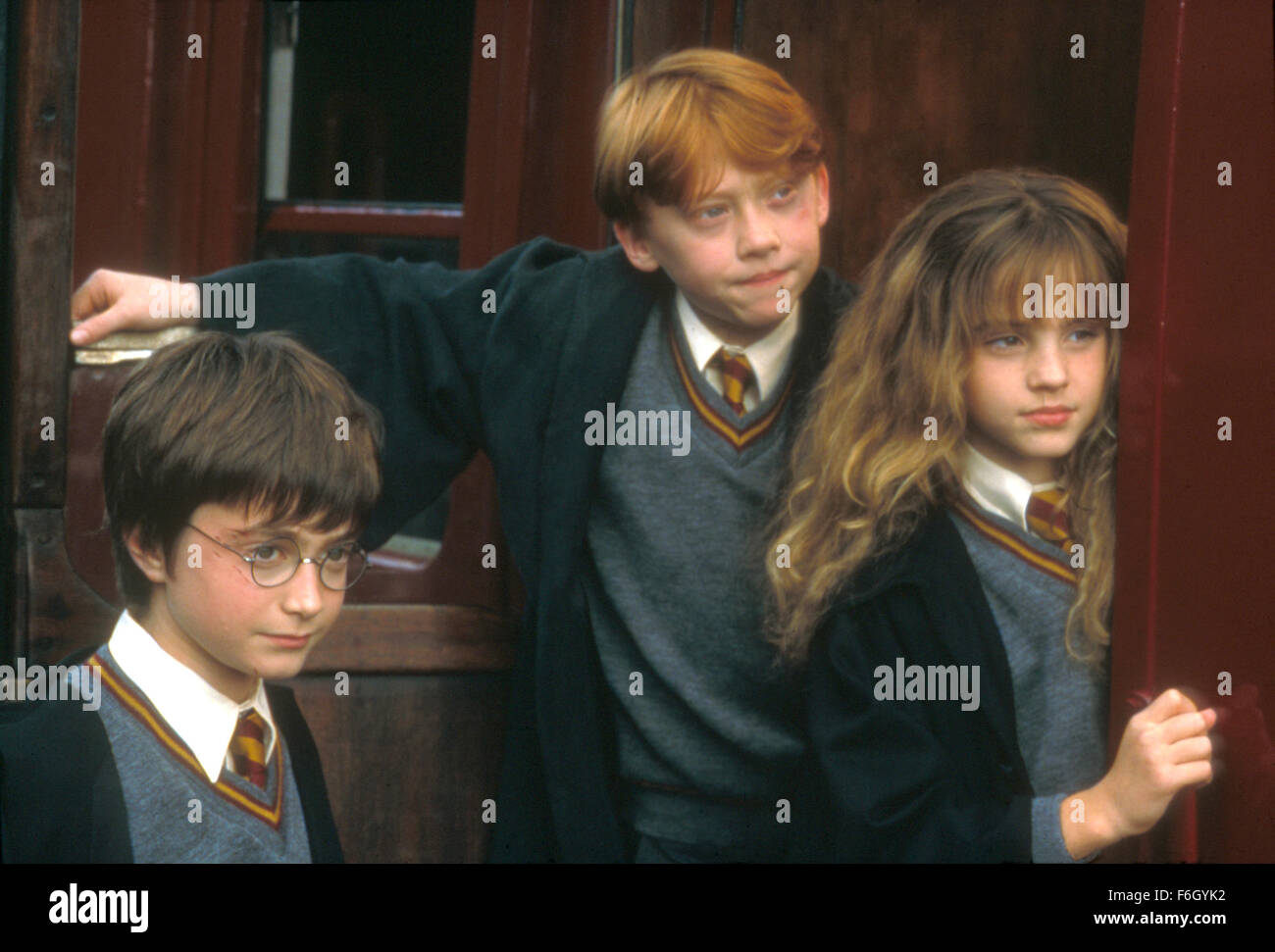 Emma Watson Harry Potter 2001 Photos & Emma Watson Harry ...