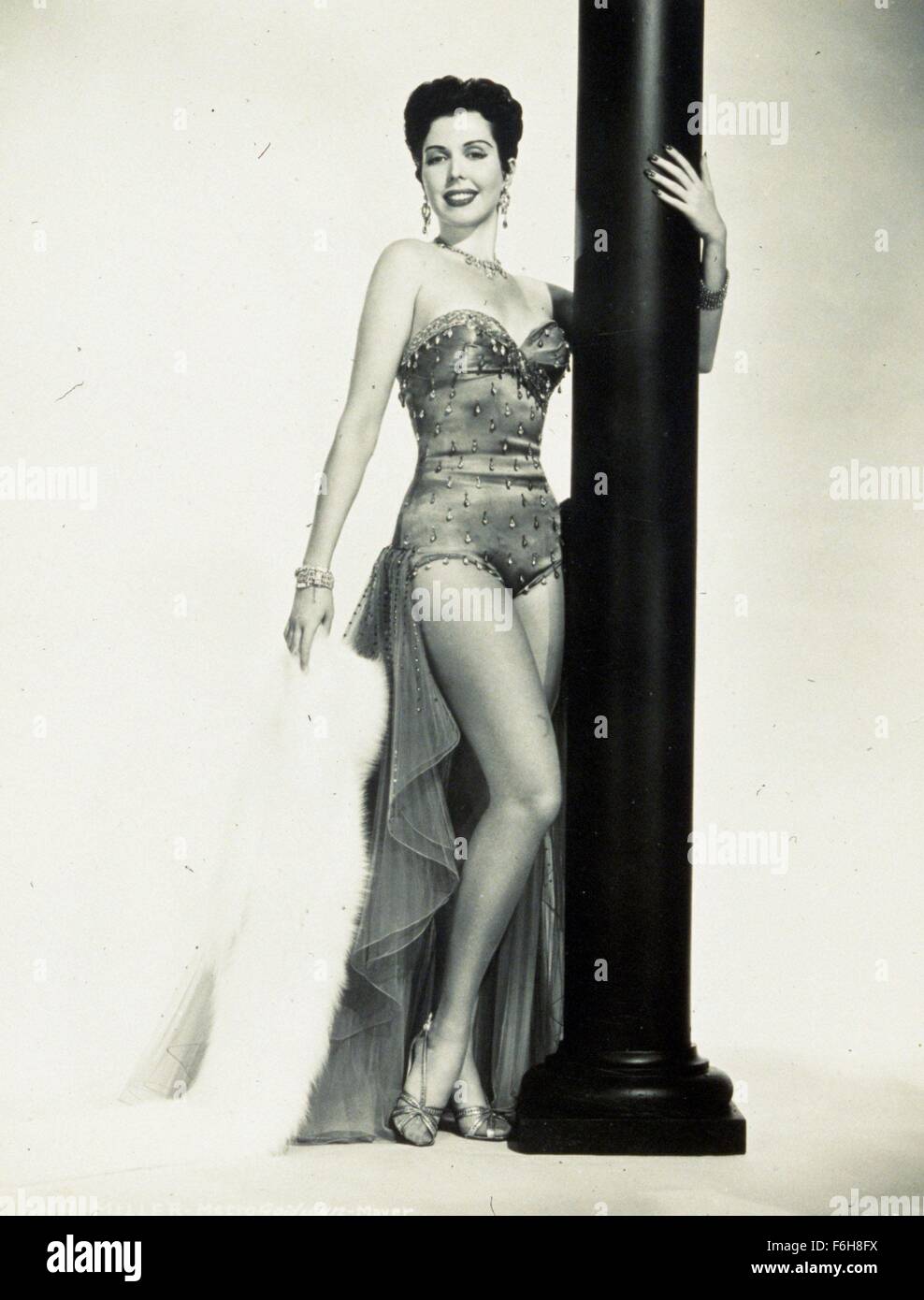 1955, le titre du film : HIT THE DECK, Studio : MGM, Photo : ANN MILLER. (Crédit Image : SNAP) Banque D'Images