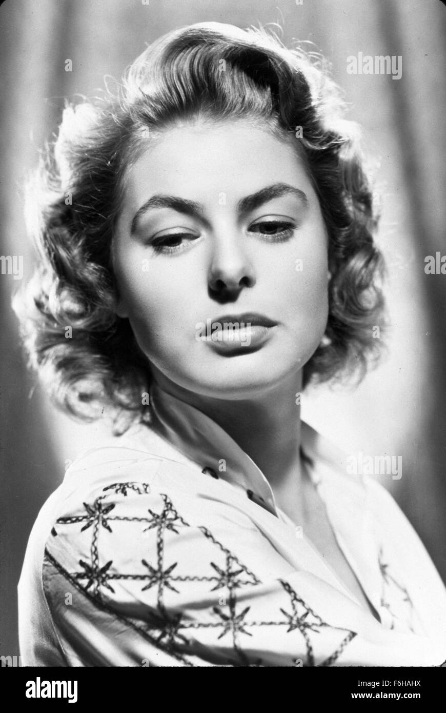 1942, le titre du film : CASABLANCA, Réalisateur : Michael Curtiz, Studio : WARNER, Photo : Ingrid Bergman. (Crédit Image : SNAP) Banque D'Images