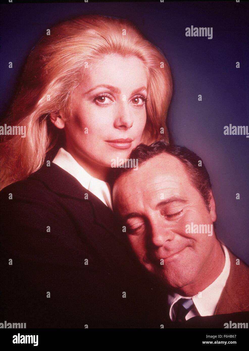 1969, le titre du film : April Fools, Directeur : STUART ROSENBERG, Photo : Catherine Deneuve, Jack Lemmon. (Crédit Image : SNAP) Banque D'Images