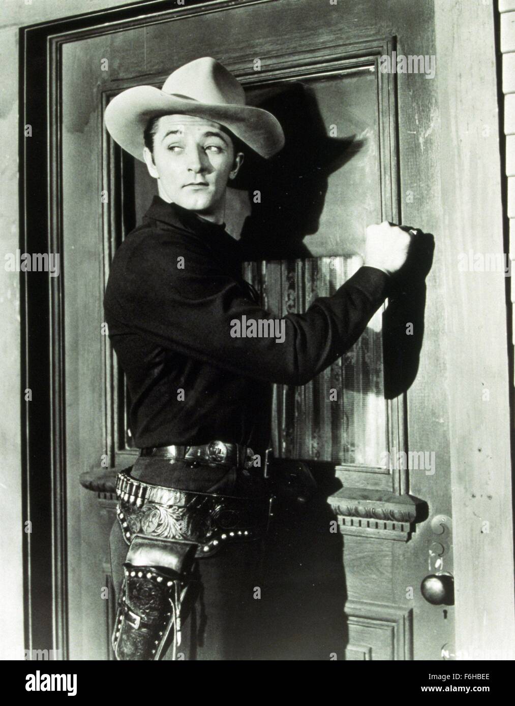 1944, le titre du film : NEVADA, Photo : VÊTEMENTS, Robert Mitchum. (Crédit Image : SNAP) Banque D'Images
