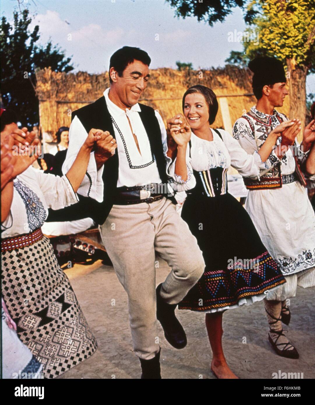 1967, le titre du film : 25ème heure, Réalisateur : Henri VERNEUIL, Photo : Virna Lisi, Anthony Quinn. (Crédit Image : SNAP) Banque D'Images