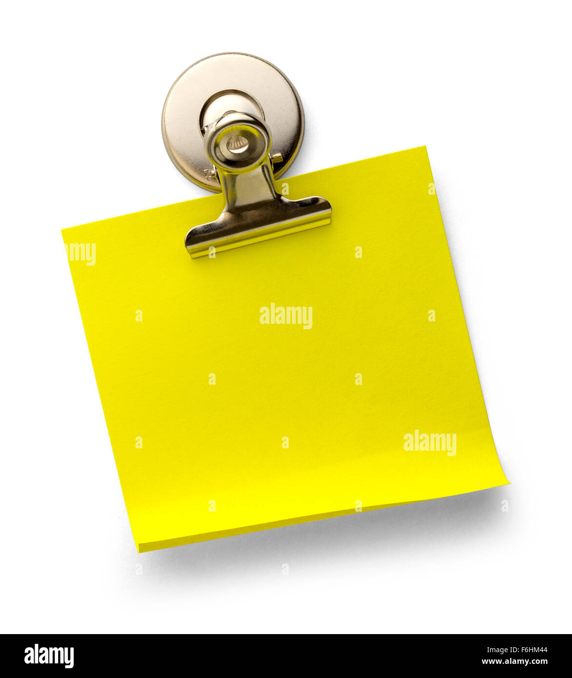Post-it jaune avec Clip Métal Papier magnétique isolé sur un fond blanc. Banque D'Images